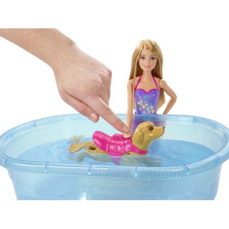 Barbie Baignade Des Chiens